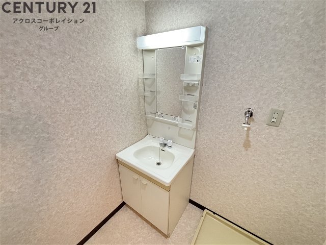 洗面設備　独立洗面台になってます！