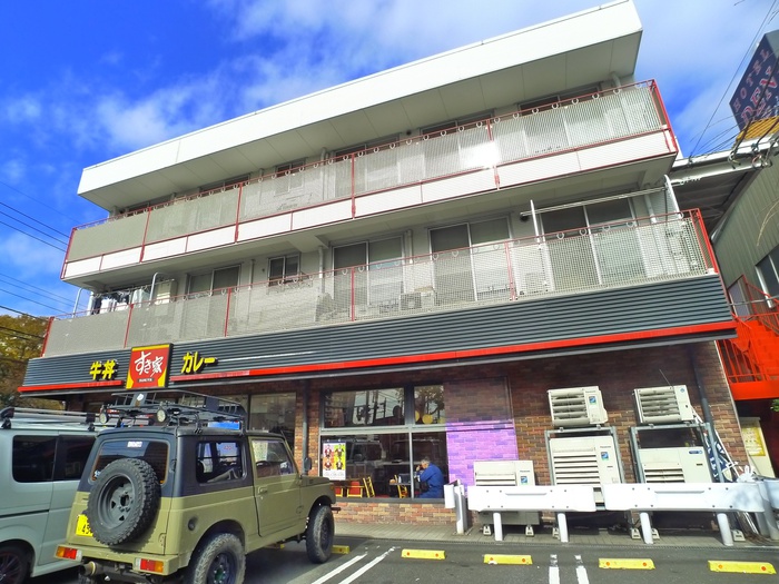 飲食店　すき家（飲食店）まで1500m