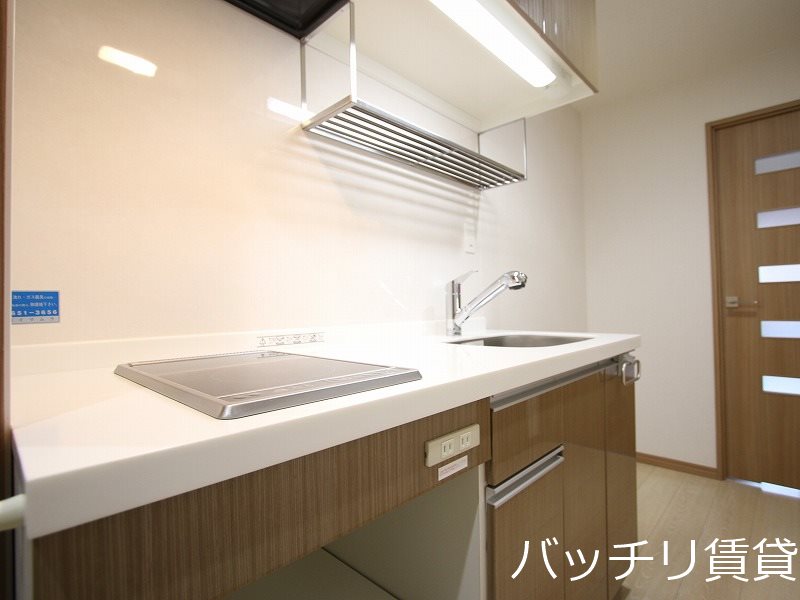 キッチン　同型タイプの為、現状を優先致します。
