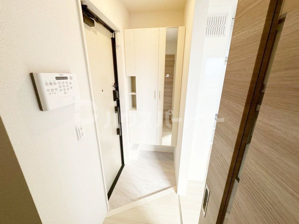 セレスティア東葛西IIの玄関写真