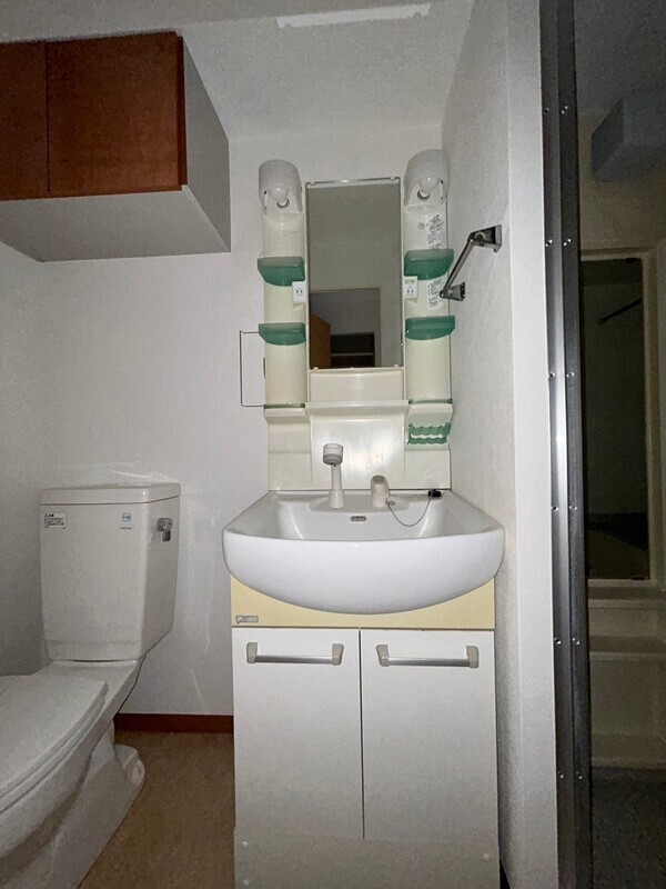 洗面設備　※写真は同タイプの部屋のものになります