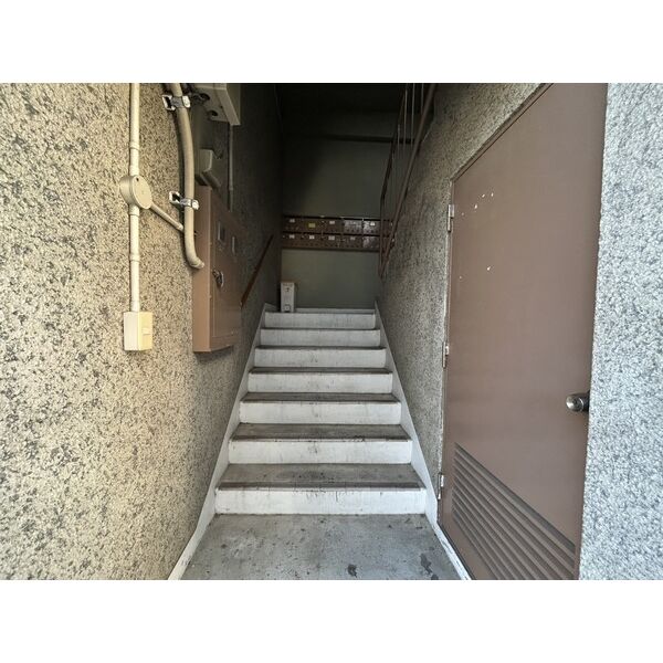 林マンションの外観写真