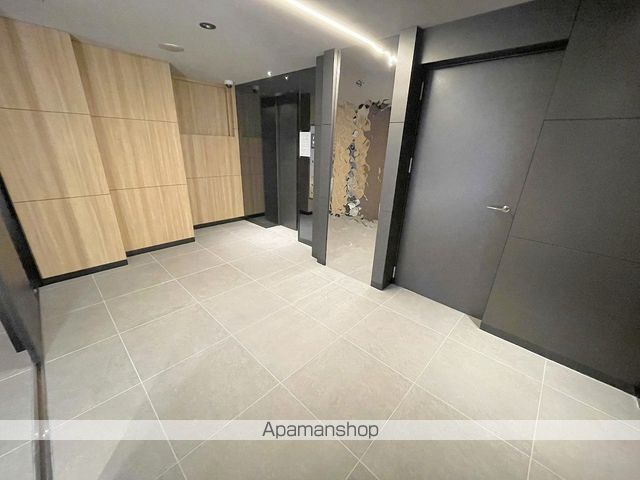 近鉄大阪線 大阪上本町駅 徒歩1分 15階建 築3年の外観写真