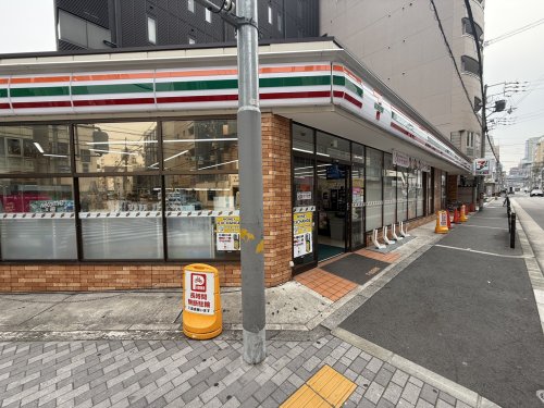 コンビニ　セブン-イレブン 四ツ橋南堀江店（コンビニ）まで187m