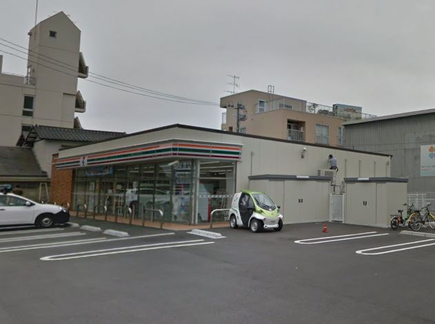 コンビニ　セブンイレブン小倉片野店（コンビニ）まで241m