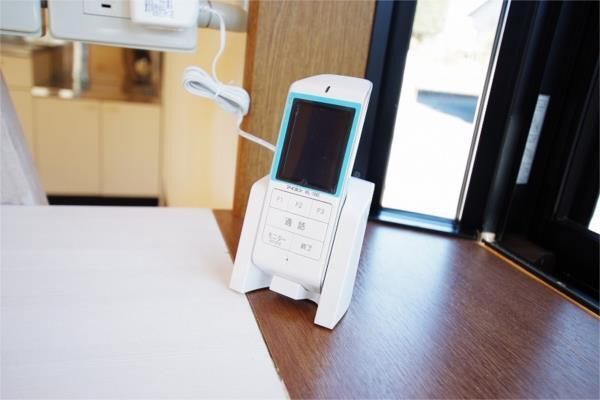 セキュリティ　モニター付きドアホン