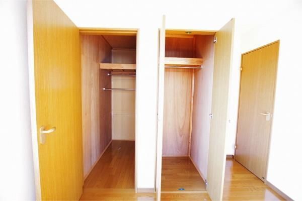 収納　奥行きのある収納