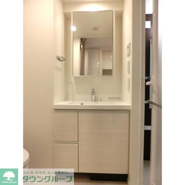 洗面設備　※写真は同タイプ住戸です。