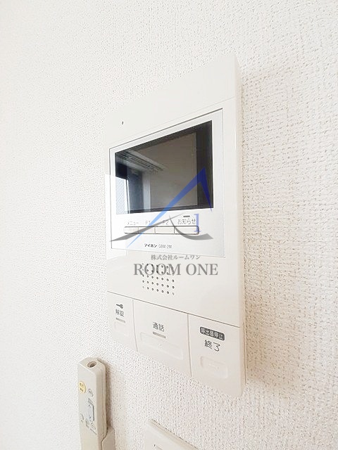 セキュリティ　モニター付きインターホンです。