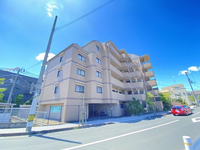 ソレーユ宝塚の外観写真