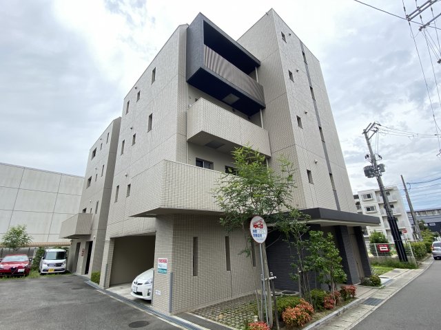 ピノ甲東園の外観写真