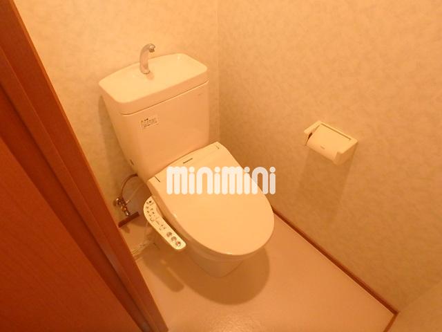 トイレ　室内写真です。