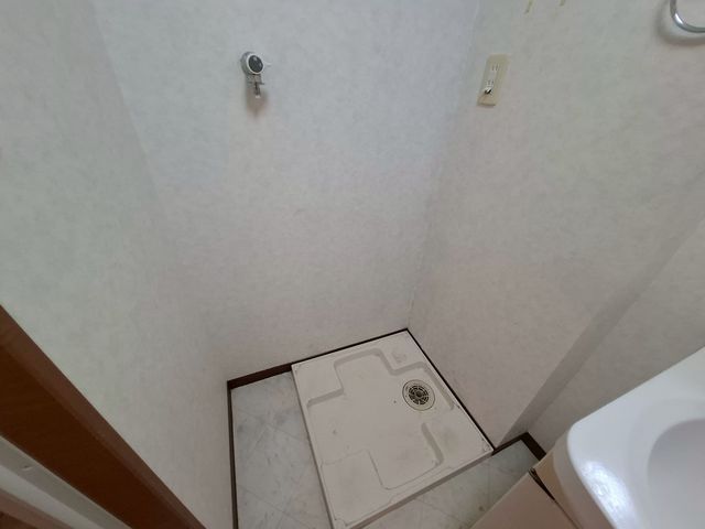 その他　写真は違う号室です。