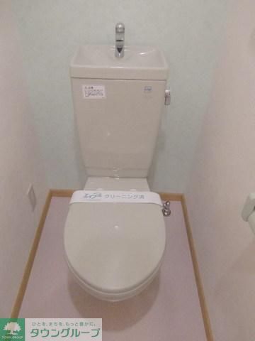 トイレ　綺麗なトイレで快適ですね。