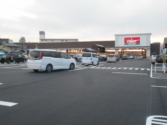 スーパー　スーパーマーケットバロー穂積店（スーパー）まで500m