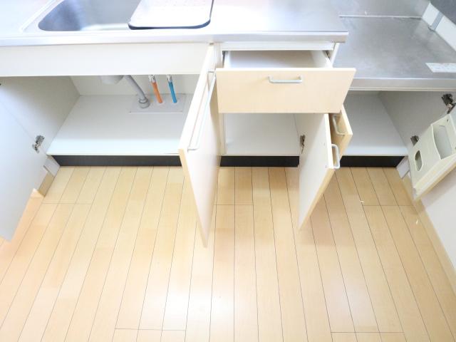 クレストタウンの内装写真