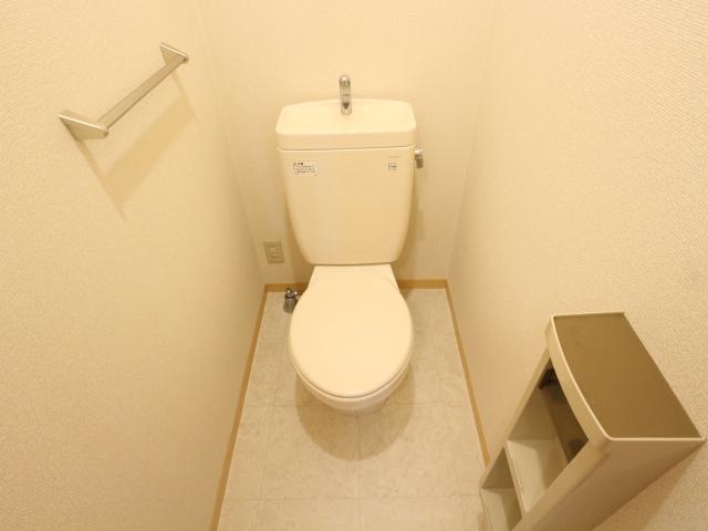 クレストタウンのトイレ写真