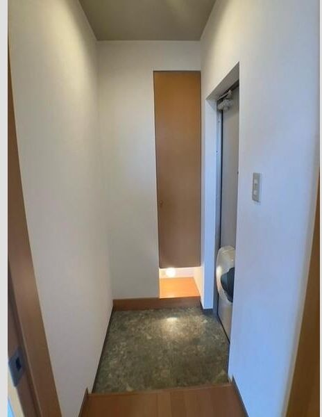 アイコート本町の玄関写真