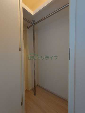 収納　コンフォリア東新宿
