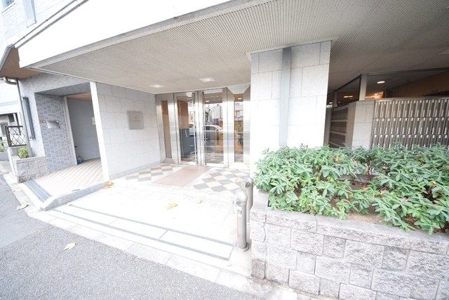 エントランス　エントランス