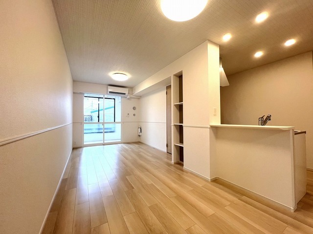 大曲日の出町 2階建の居間写真