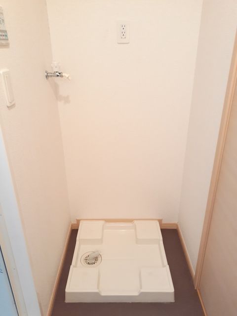 小田急江ノ島線 鶴間駅 徒歩15分 2階建 築16年のその他写真