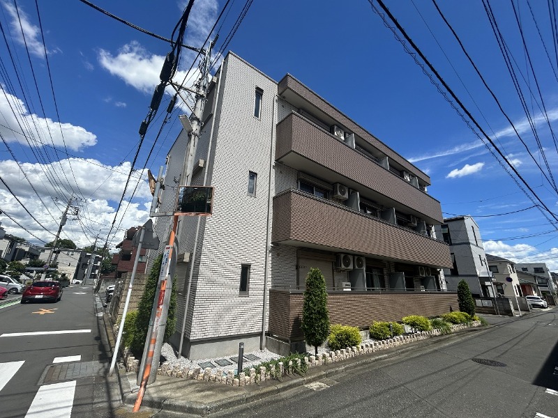 フィカーサ弥生の外観写真