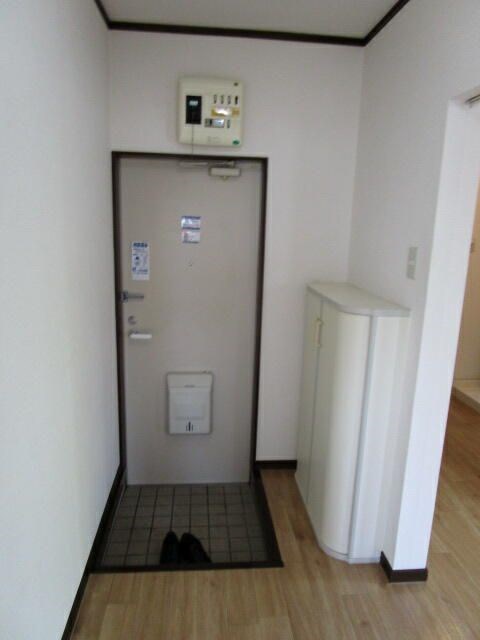 玄関　※他部屋参照
