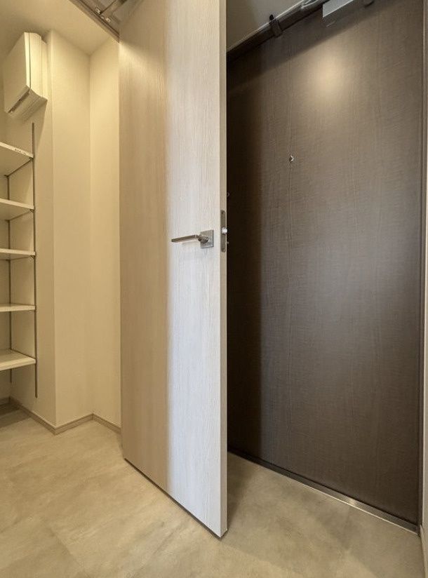 玄関　別タイプ部屋　参考写真です