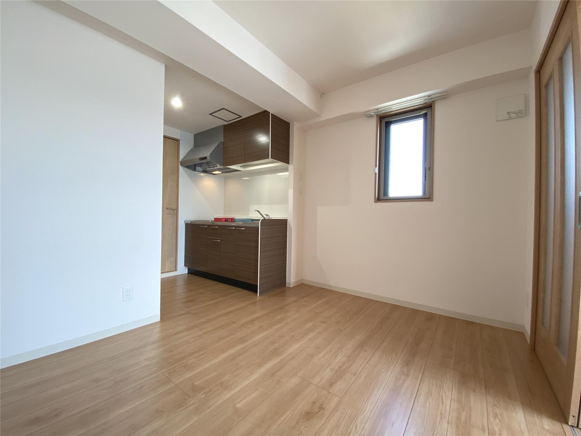 居室・リビング　2面採光のお部屋です