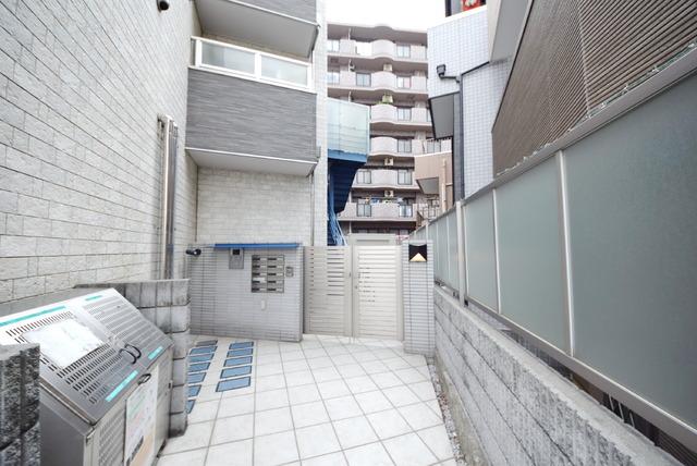 ＪＲ総武線 平井駅 徒歩8分 3階建 築19年の外観写真
