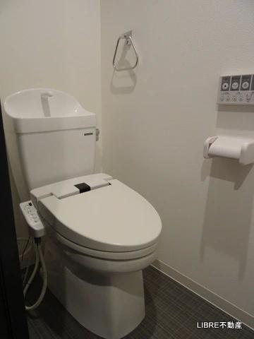 トイレ　※同タイプ参考写真※