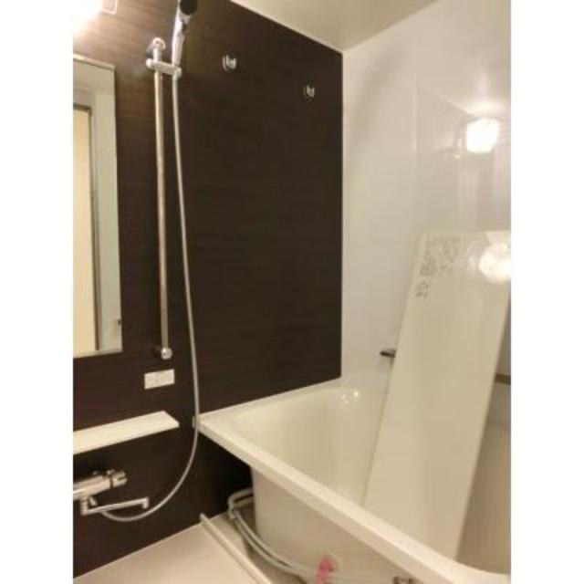 バス・シャワールーム　※写真は同タイプ住戸です。