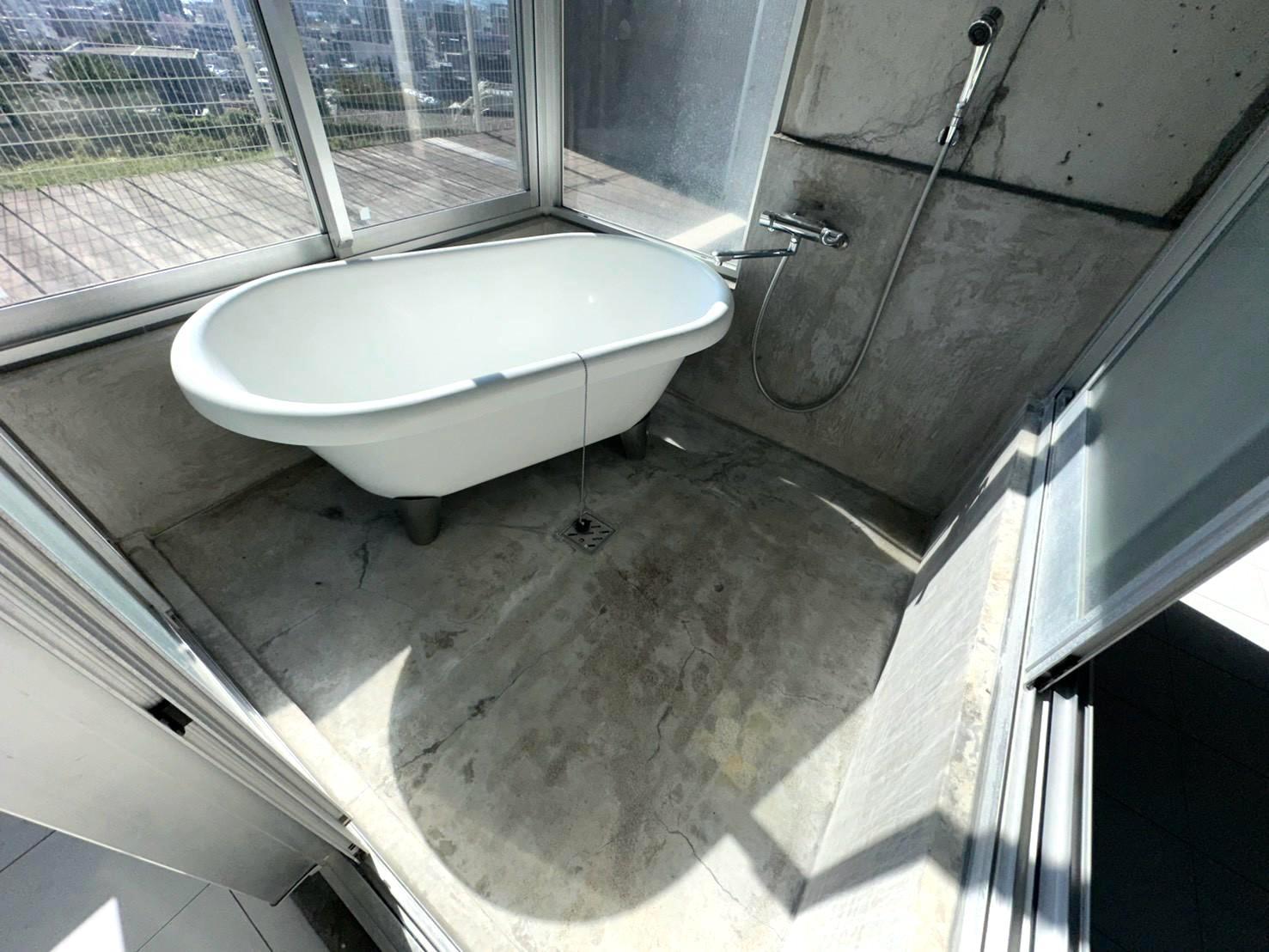 バス・シャワールーム　バス
