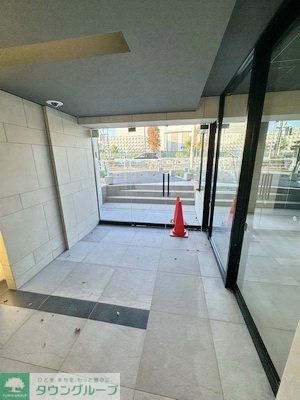 エントランス　エントランス