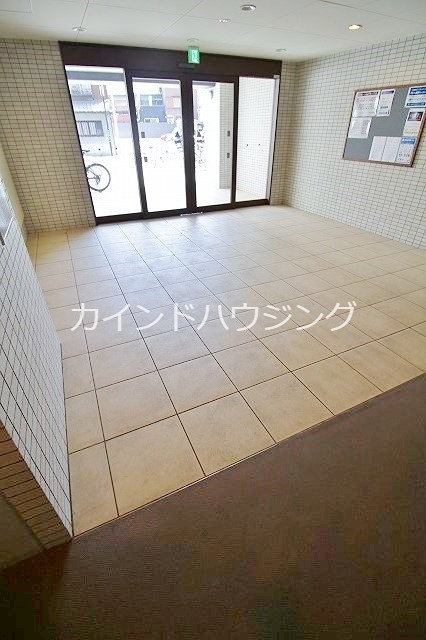 その他　エントランス