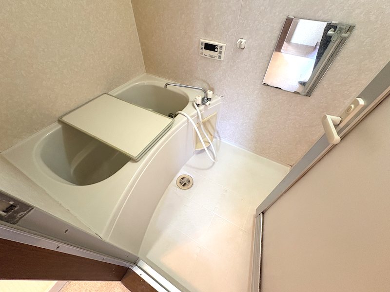 バス・シャワールーム　同タイプ別部屋の写真となります