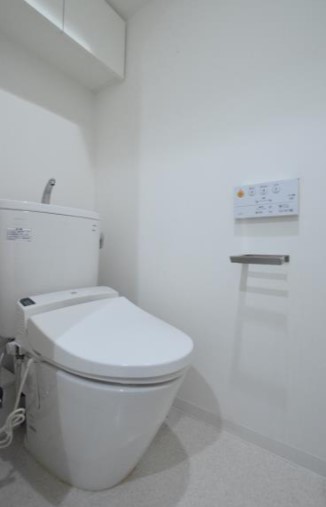 ブリリアイスト北沢ケヤキのトイレ写真
