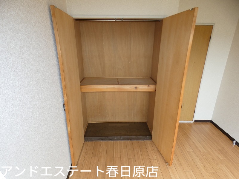 西鉄天神大牟田線 都府楼前駅 徒歩10分 2階建 築36年の内装写真