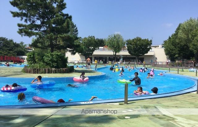 その他　菊名池公園プール（その他）まで945m