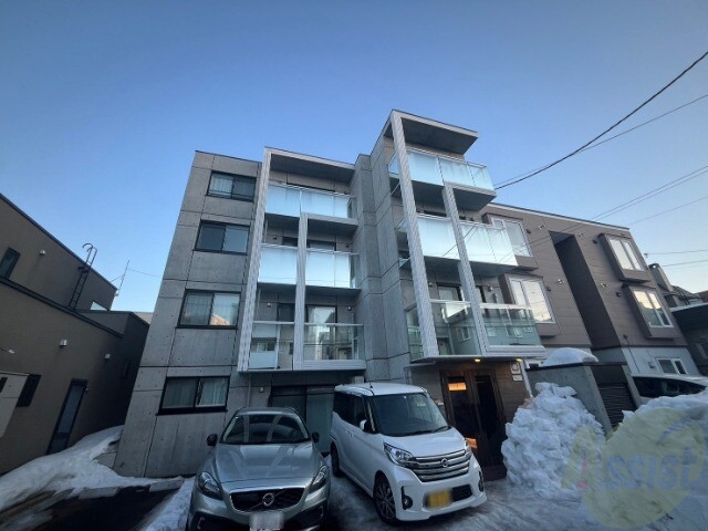 地下鉄東豊線 福住駅 徒歩8分 築3年