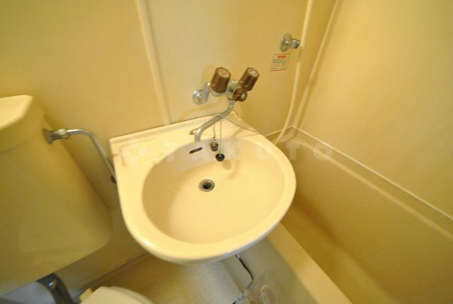 R&E関大前マンションの内装写真