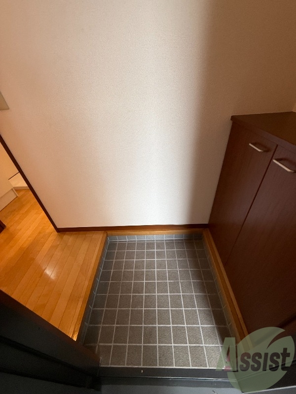 玄関　玄関の写真です。広々として使いやすそうですね。