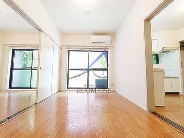 居室・リビング　洋室のお部屋です。