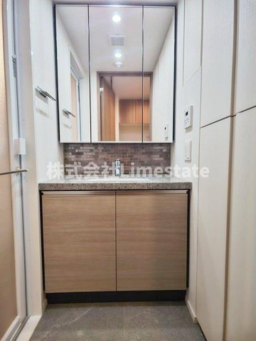 洗面設備　別部屋参考写真
