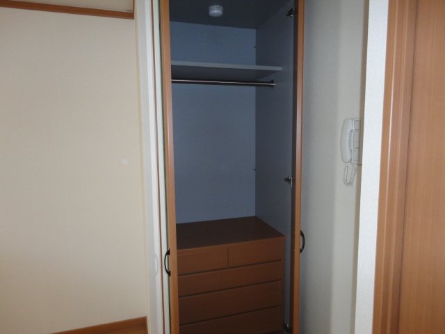 収納　クローゼット