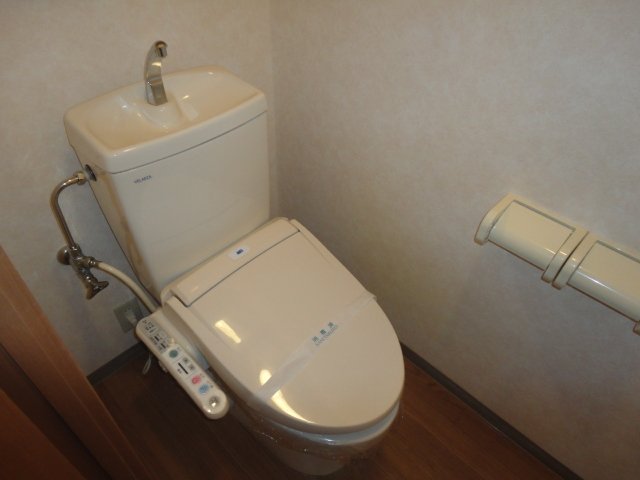 トイレ　シャワー付トイレ
