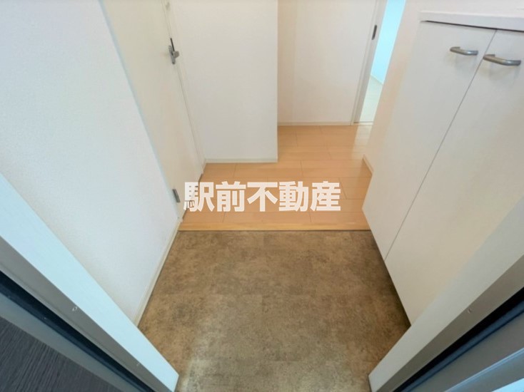 玄関　■類似室内イメージ■