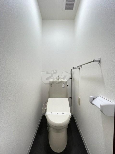 トイレ　※他号室の写真になります。ご参考ください