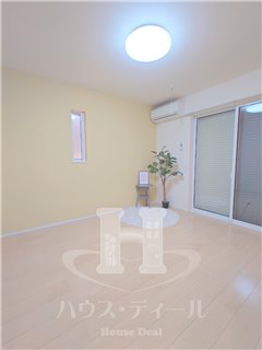 埼玉高速鉄道 鳩ケ谷駅 徒歩13分 2階建 築11年の居間写真